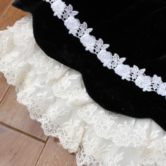 Girls Catherine Cottage Black Velvet Petticoat Lace Embroidered Skirt 4-5 - Picture 4 of 5